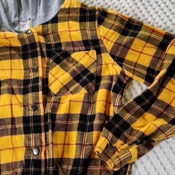 Yellow Black Jacket with hoodie Shacket Flannel - Picture 5 of 8